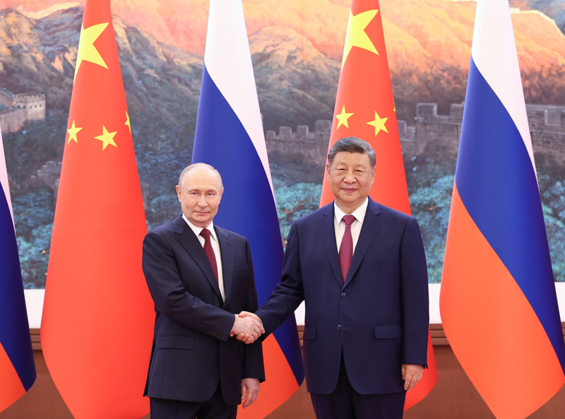 5月20日上午,国家主席习近平在北京人民大会堂同来华进行国事访问的俄罗斯总统普京举行会谈。图片来源:新华网 5月20日上午,国家主席习近平在北京人民大会堂同来华进行国事访问的俄罗斯总统普京举行会谈。图片来源:新华网