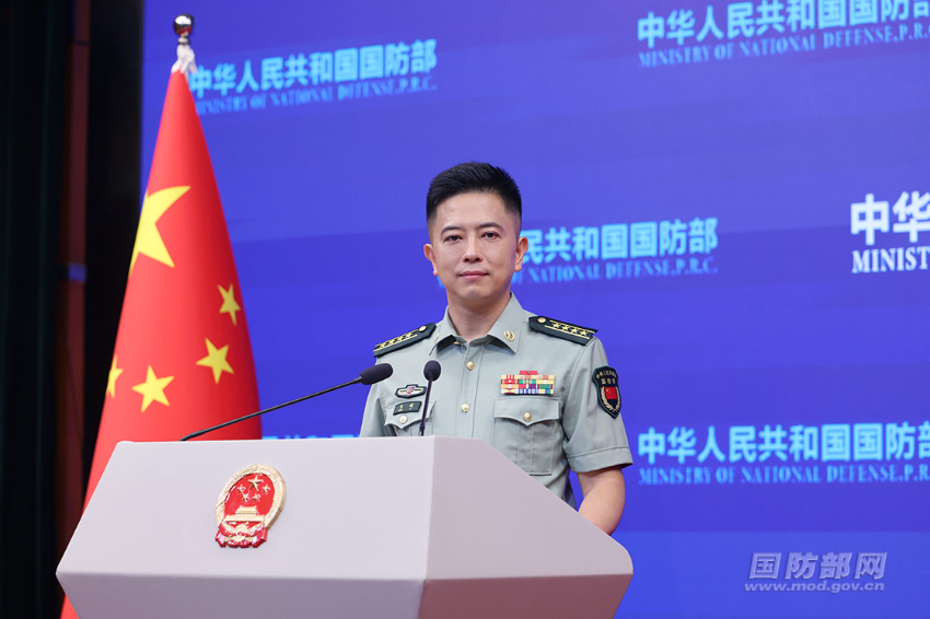 国防部:港澳同胞登舰参观 倍增家国相连归属感 国防部:港澳同胞登舰参观 倍增家国相连归属感
