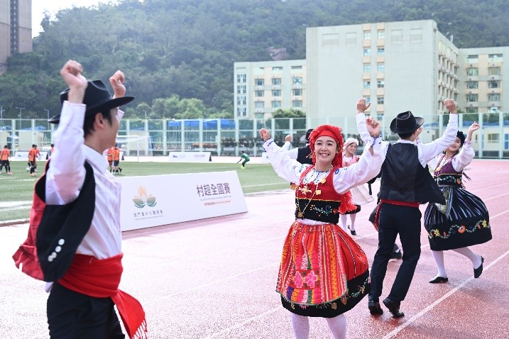 图为澳门团队表演的葡萄牙土风舞。