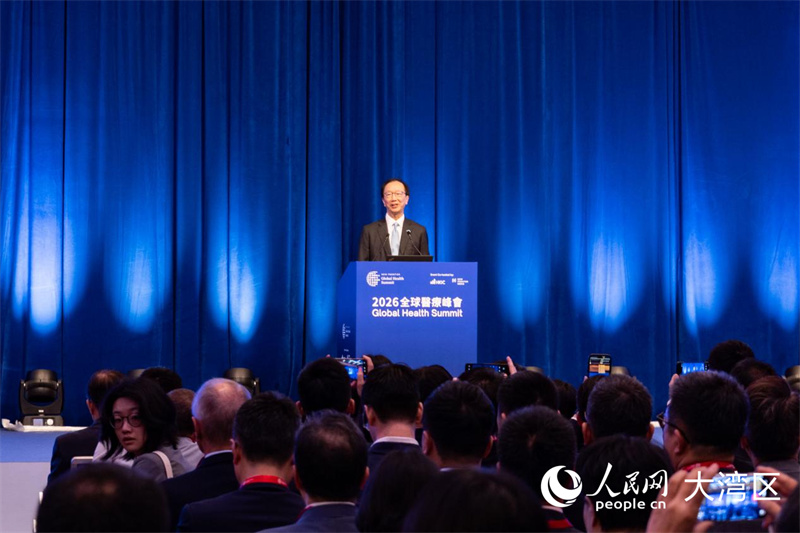 新风天域集团联合创始人兼董事长梁锦松致辞。 新风天域集团联合创始人兼董事长梁锦松致辞。