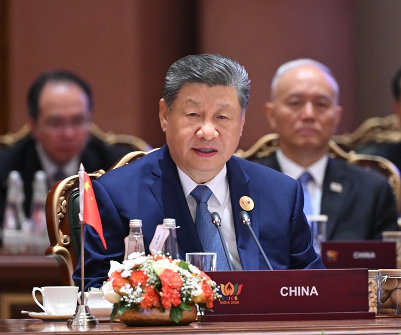 当地时间9月12日下午,国家主席习近平在新德里出席金砖国家领导人第十八次会晤第一阶段会议。习近平发表题为《共担时代责任 勇做先锋力量》的重要讲话。 当地时间9月12日下午,国家主席习近平在新德里出席金砖国家领导人第十八次会晤第一阶段会议。习近平发表题为《共担时代责任 勇做先锋力量》的重要讲话。