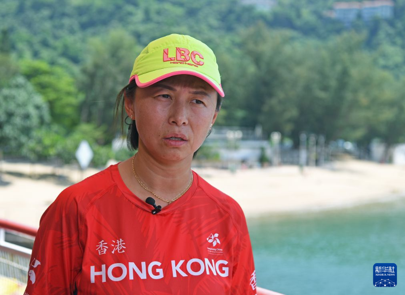 支腿独木舟桨手王小欣接受记者采访(9月10日摄)。 支腿独木舟桨手王小欣接受记者采访(9月10日摄)。