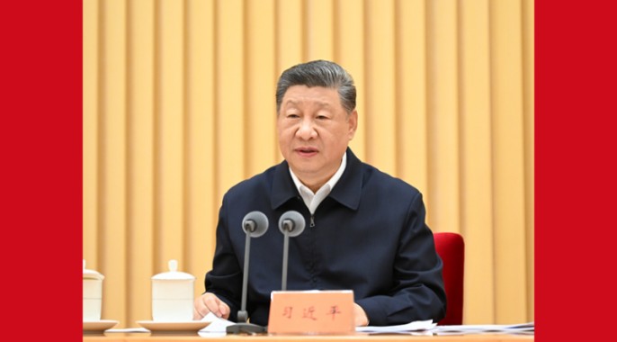 习近平出席全国卫生与健康大会并发表重要讲话