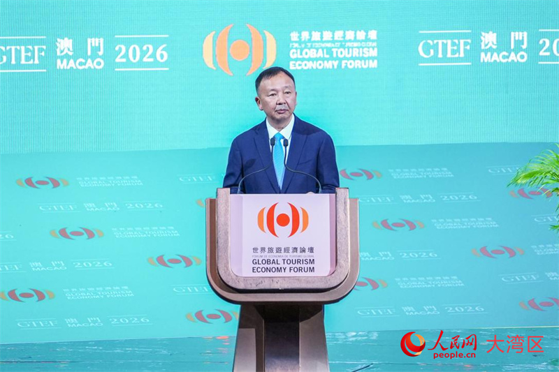 海南省人民政府常务副省长巴特尔致辞。 海南省人民政府常务副省长巴特尔致辞。