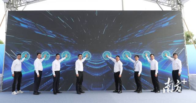 图片说明