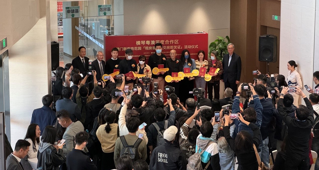 图片说明