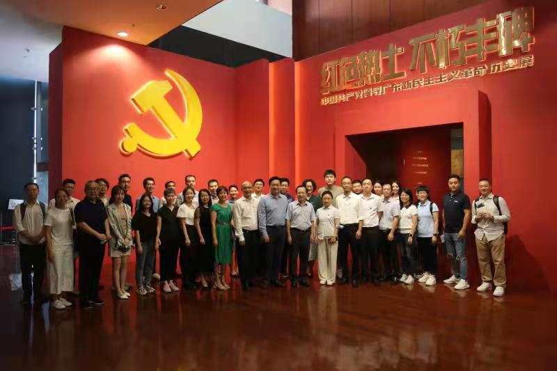 图片说明