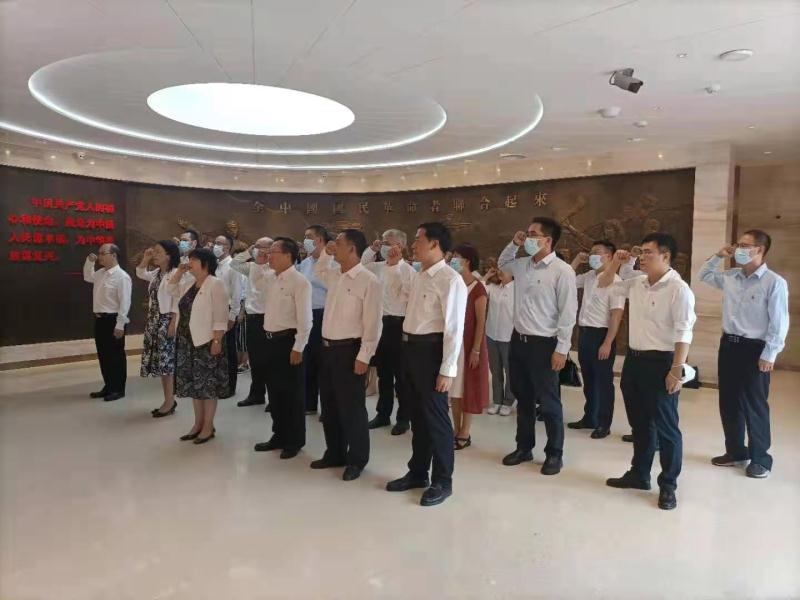 图片说明