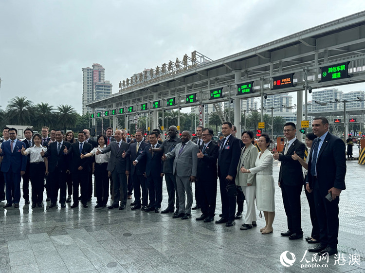 图片说明