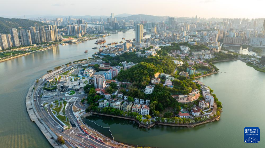 这是8月8日拍摄的澳门半岛景色（无人机照片）。