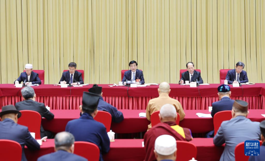 3月6日上午，中共中央政治局常委、全国政协主席王沪宁参加全国政协十四届三次会议宗教界委员小组会。
