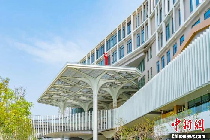 广州南沙民心港人子弟学校。