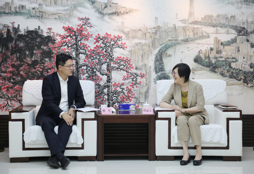 办主要领导会见工行广东省分行副行长熊焘一行