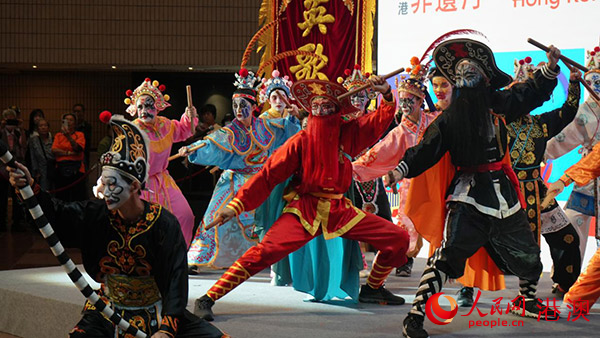 现场英歌表演。