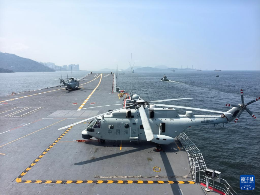 7月7日，锚泊在维多利亚港西锚地的山东舰起锚返航。