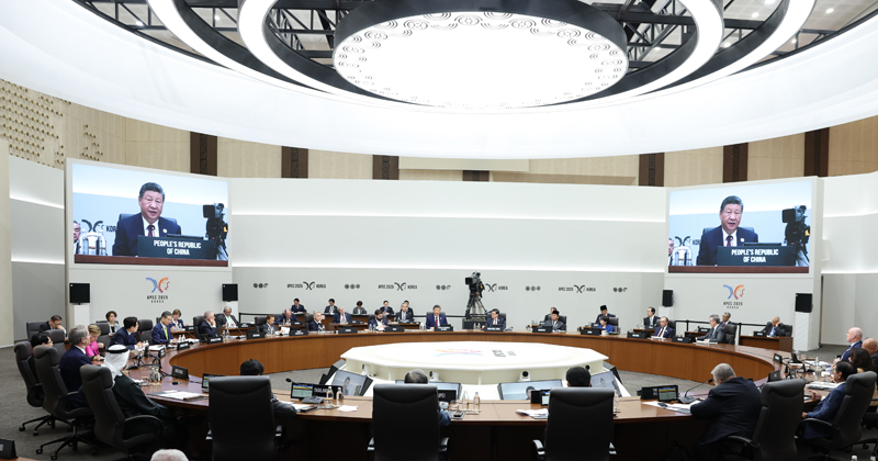 当地时间10月31日上午,亚太经合组织第三十二次领导人非正式会议第一阶段会议在韩国庆州和白会议中心举行。国家主席习近平出席会议并发表题为《共建普惠包容的开放型亚太经济》的重要讲话。图片来源:新华网 当地时间10月31日上午,亚太经合组织第三十二次领导人非正式会议第一阶段会议在韩国庆州和白会议中心举行。国家主席习近平出席会议并发表题为《共建普惠包容的开放型亚太经济》的重要讲话。图片来源:新华网