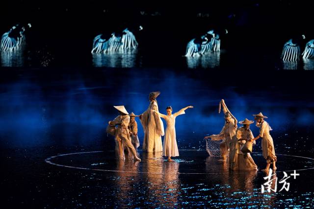 开幕式现场。 开幕式现场。