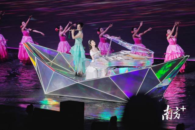 开幕式现场。 开幕式现场。