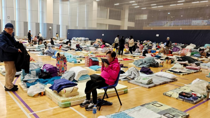 11月27日，受火灾影响的市民被安置在香港大埔东昌街体育馆。