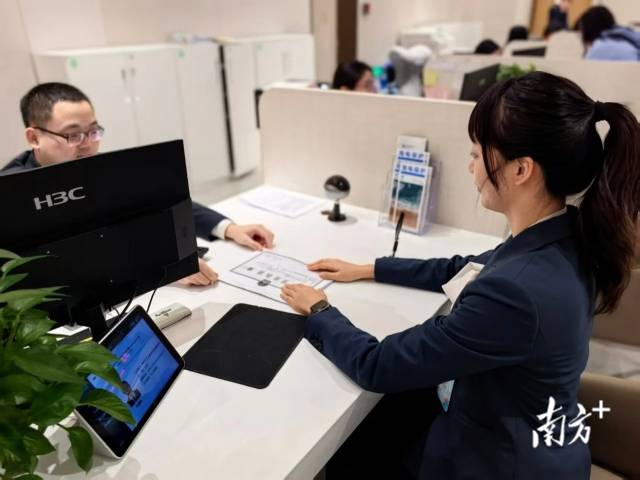 “比自己跑省了10天！” 澳企在横琴有了“专属秘书”