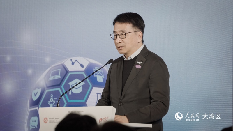 香港生产力促进局首席技术总监张梓昌致辞。