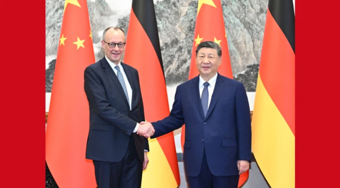 习近平会见德国总理默茨