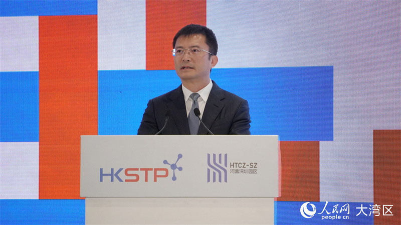 深圳市政协副主席、福田区委书记兼河套发展署党组书记黄伟致辞。