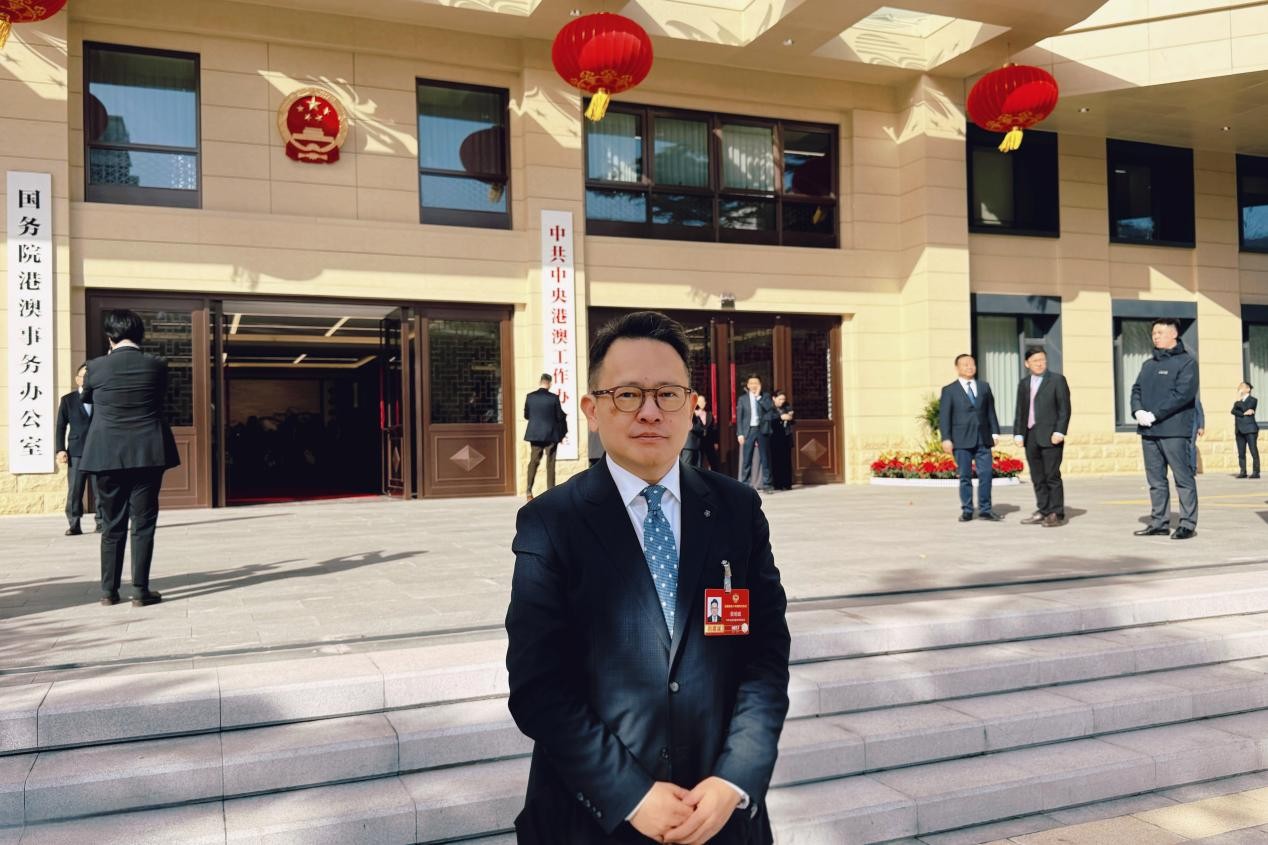 全国政协委员、澳门啤酒有限公司联席董事长蔡明威。 全国政协委员、澳门啤酒有限公司联席董事长蔡明威。