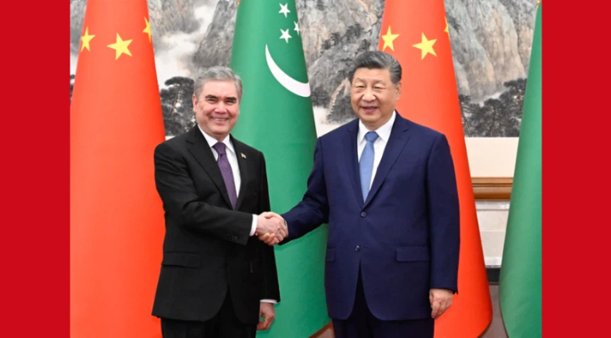 习近平会见土库曼斯坦民族领袖、人民委员会主席别尔德穆哈梅多夫