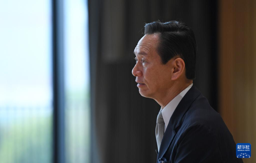 西九文化区管理局董事局主席陈智思接受记者采访（2026年3月17日摄）。