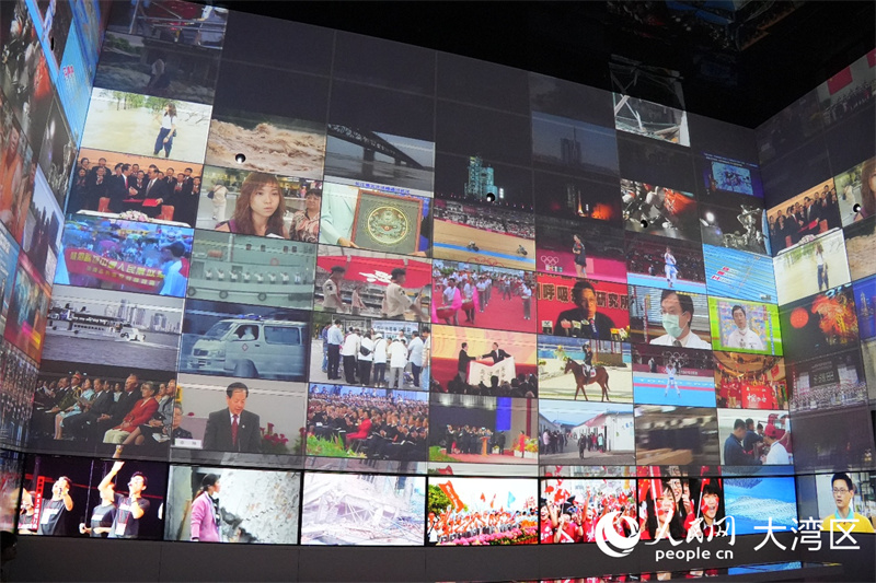 “与祖国同行”展区沉浸式节目“焦点时刻”。