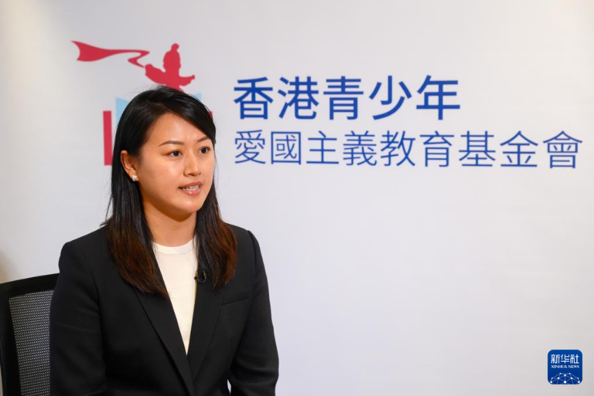 香港青少年爱国主义教育基金会总干事邢文威接受采访（1月29日摄）。